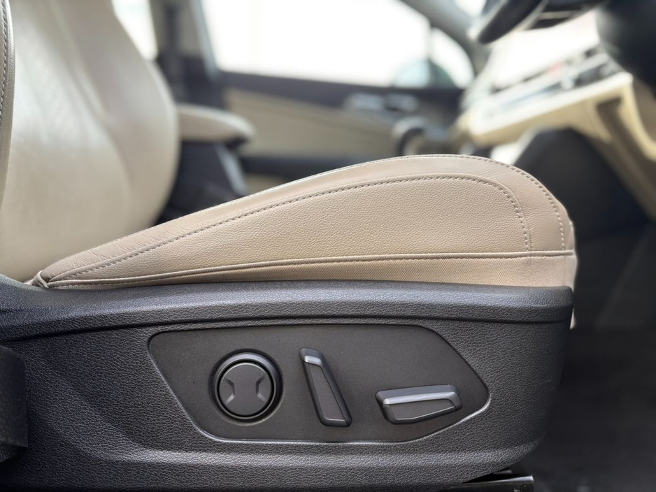 2022 Kia Sportage - image 10