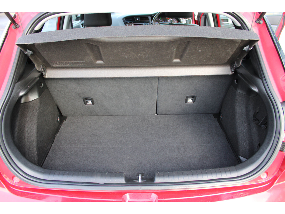 2017 Hyundai i20 - image 12