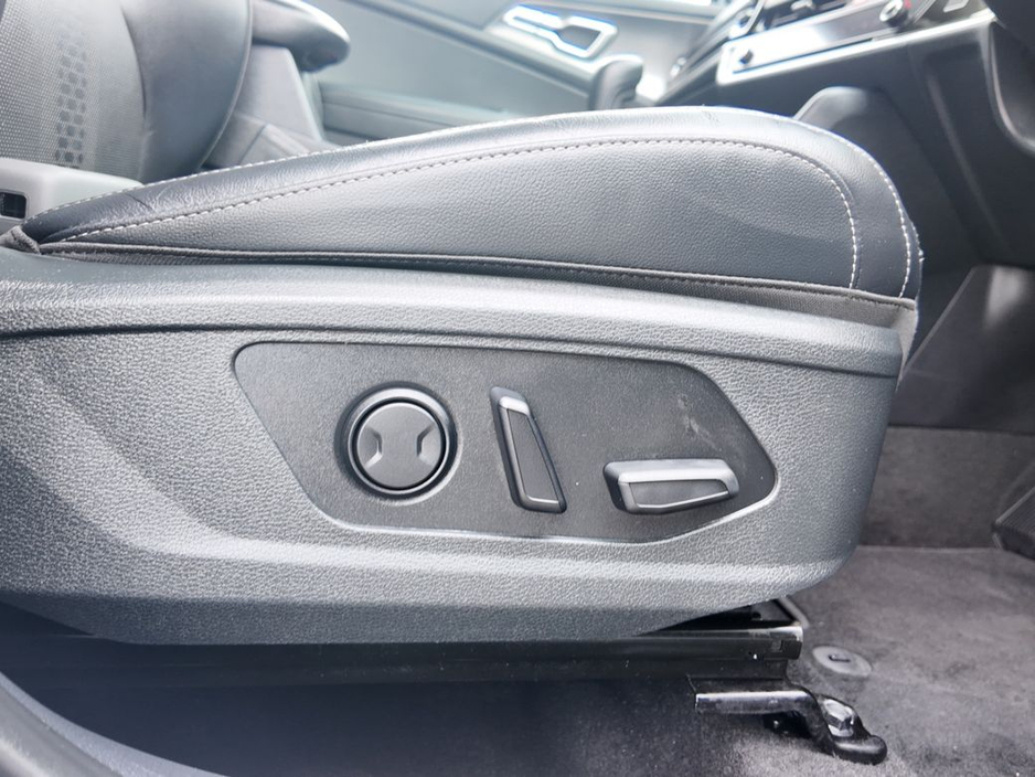 2024 Kia Sportage - image 12