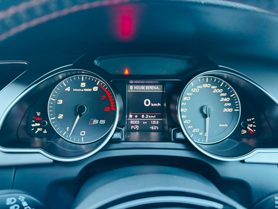 2012 Audi S5 - image 16