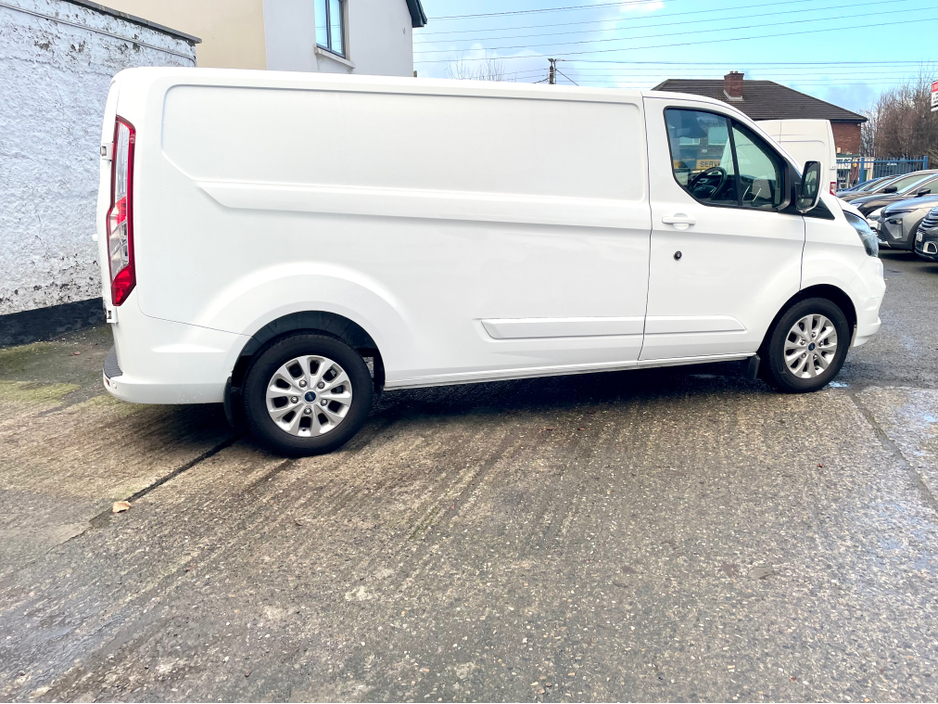 2022 Ford Transit Custom 300L2 LIMITED EDITION 2.0 TDCI 130BHP M6 LWB €18,000