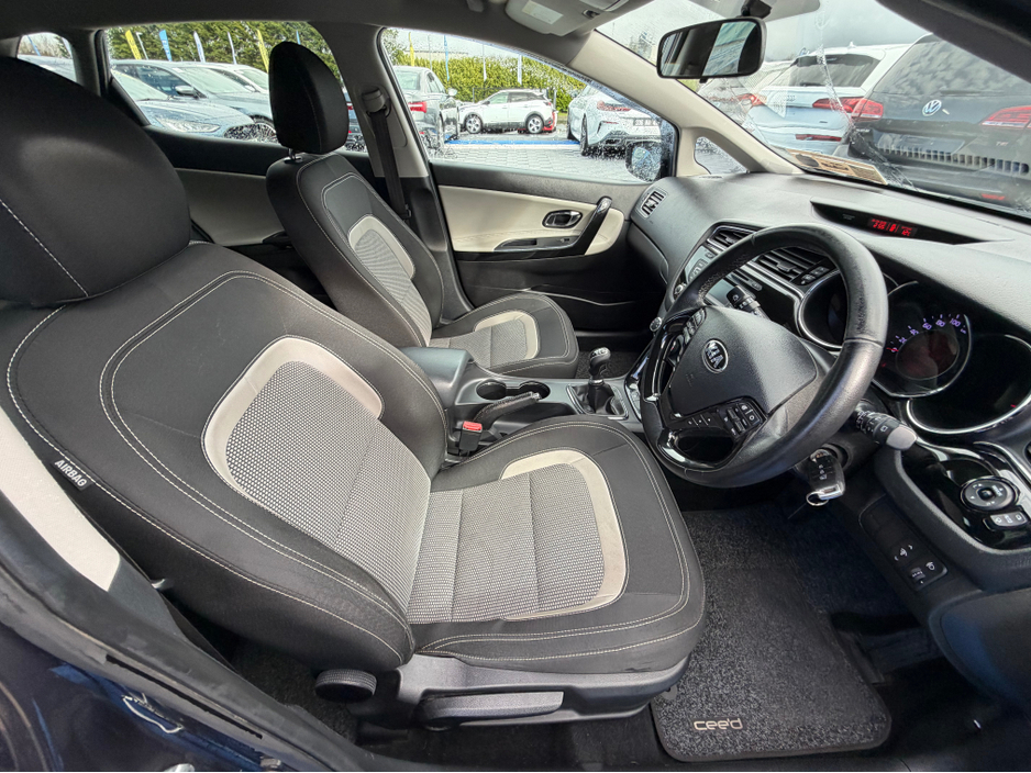 2017 Kia Ceed - image 14