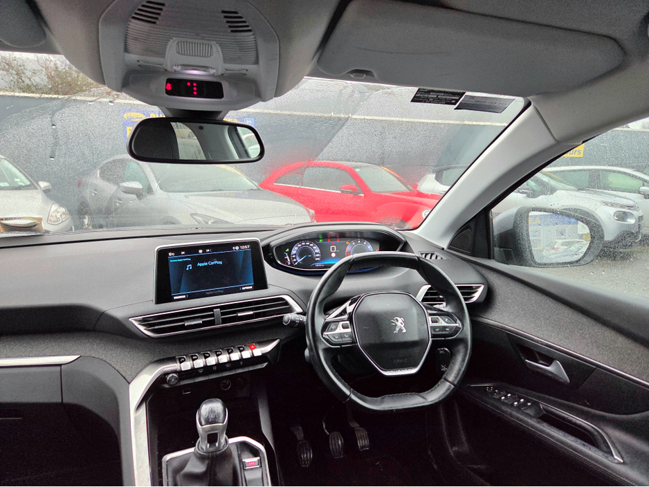 2019 Peugeot 3008 ALLURE 1.2 **  IRISH CAR ** HIGH SPEC MODEL ** REVERSE CAMERA ** HALF LEATHER ** ANDROID AUTO/APPLE CARPLAY ** LANE ASSIST **  2 KEYS ** €17,995