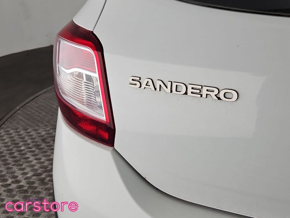 2016 Dacia Sandero Stepway - image 16