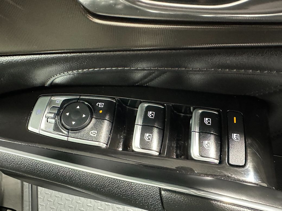 2024 Kia Sorento - image 25