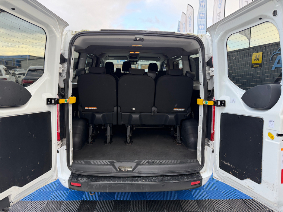2021 Ford Transit Custom Kombi - image 28