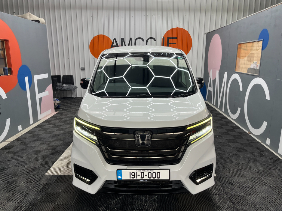 2019 Honda Stepwagon €25950 2019 HONDA STEPWAGON HYBRID G EX SENSING BLACK STYLE 2.0 AUTOMATIC / CRUISE CONTROL / REVERSE CAMERA / AUTOMATIC DOORS / 7 SEATS €25,950
