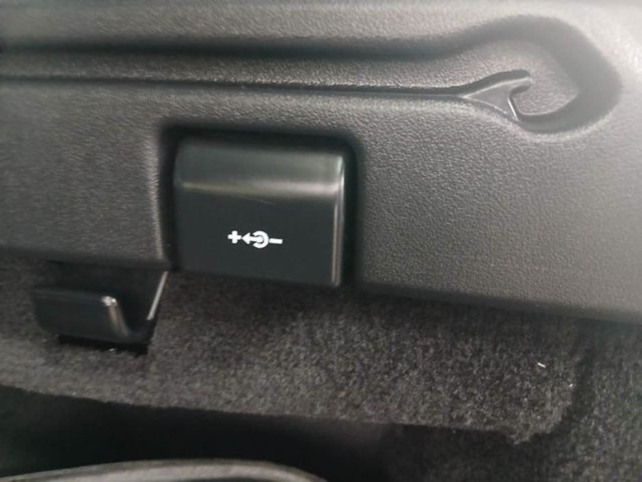 2022 Land Rover Range Rover Sport 2.0 Range Rover Sport HSE Finance Available 1 Owner €59,777