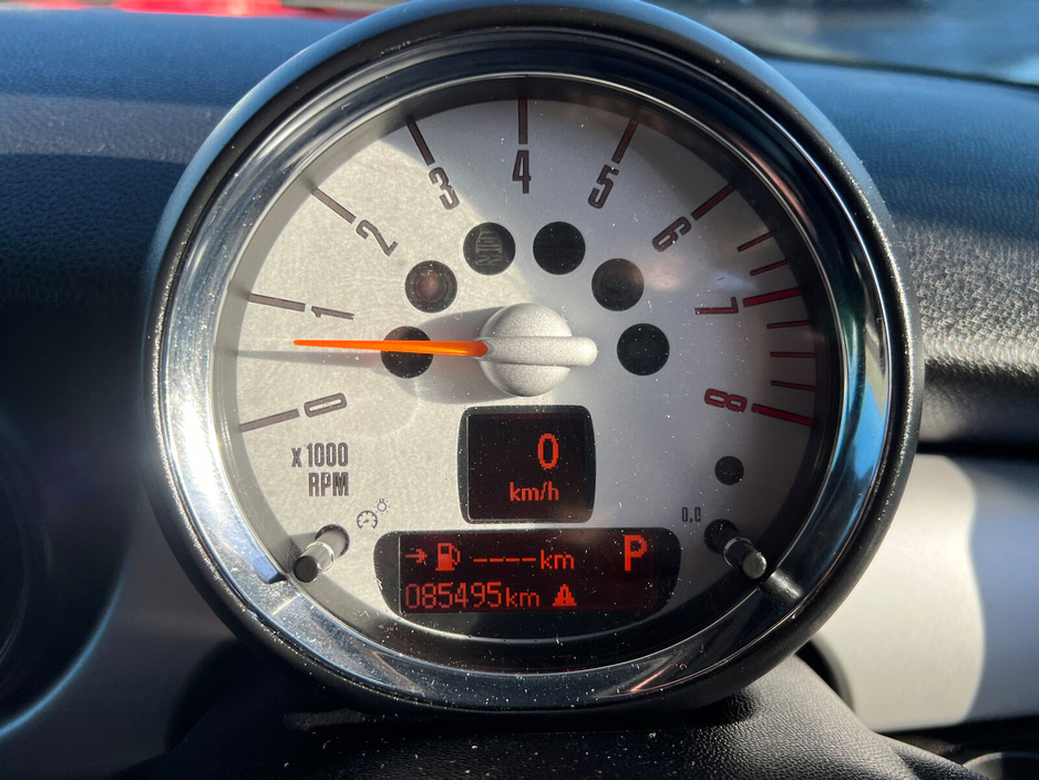 2013 MINI Hatch  €8,950