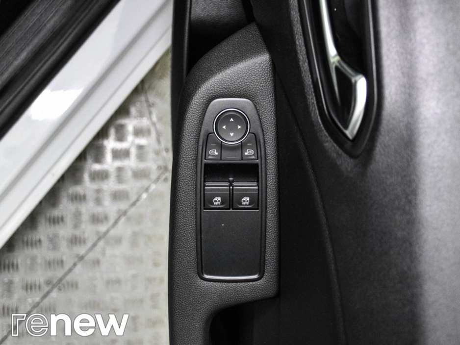 2020 Renault Clio Dynamique TCe 100 MY19 €13,900