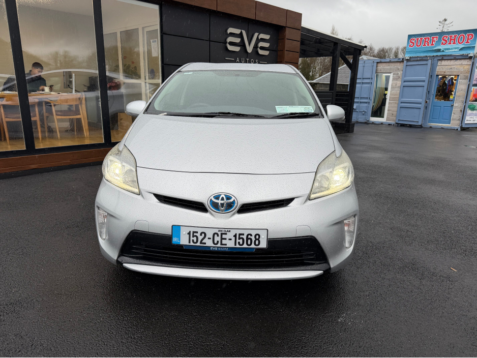 2015 Toyota Prius Self charge hybrid - High spec - Low mileage €9,890