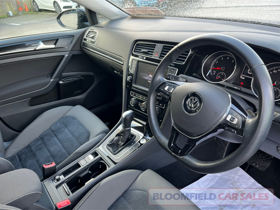 2015 Volkswagen Golf HIGHLINE , AUTO // LOW MILEAGE €13,950