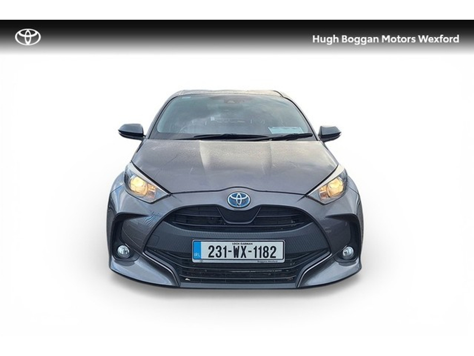 2023 Toyota Yaris HYBRID LUNA,RIDICOUSLY LOW MILEAGE! €23,995