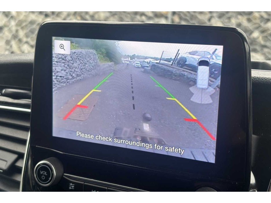 2022 Ford Transit - image 16