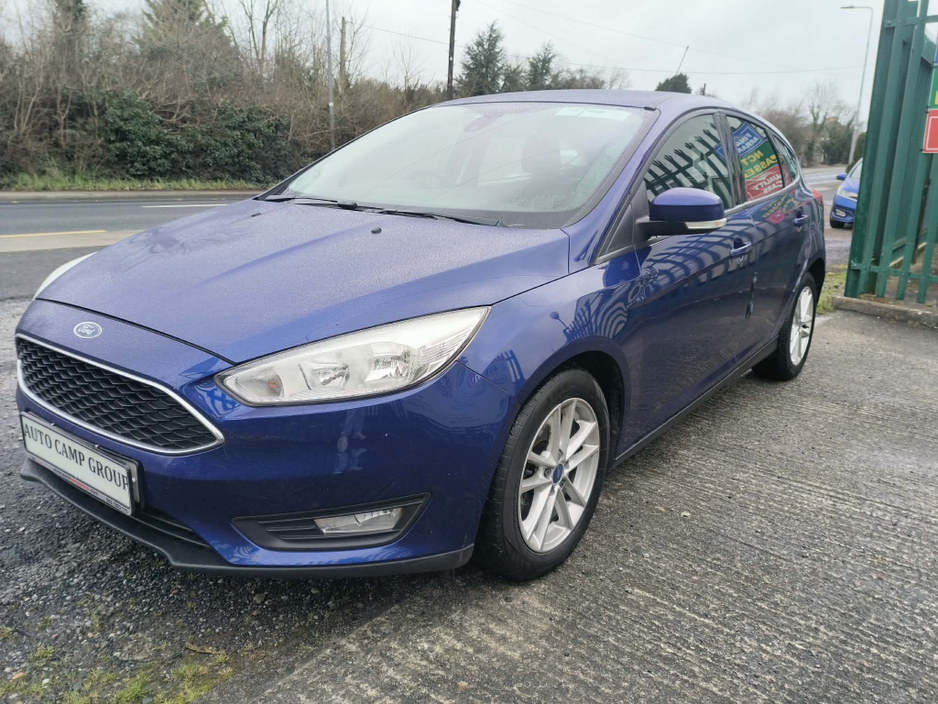 2016 Ford Focus - image 3