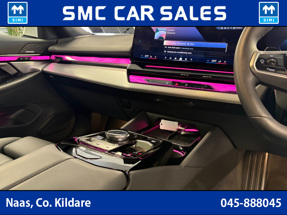 2025 BMW 5 Series - image 23