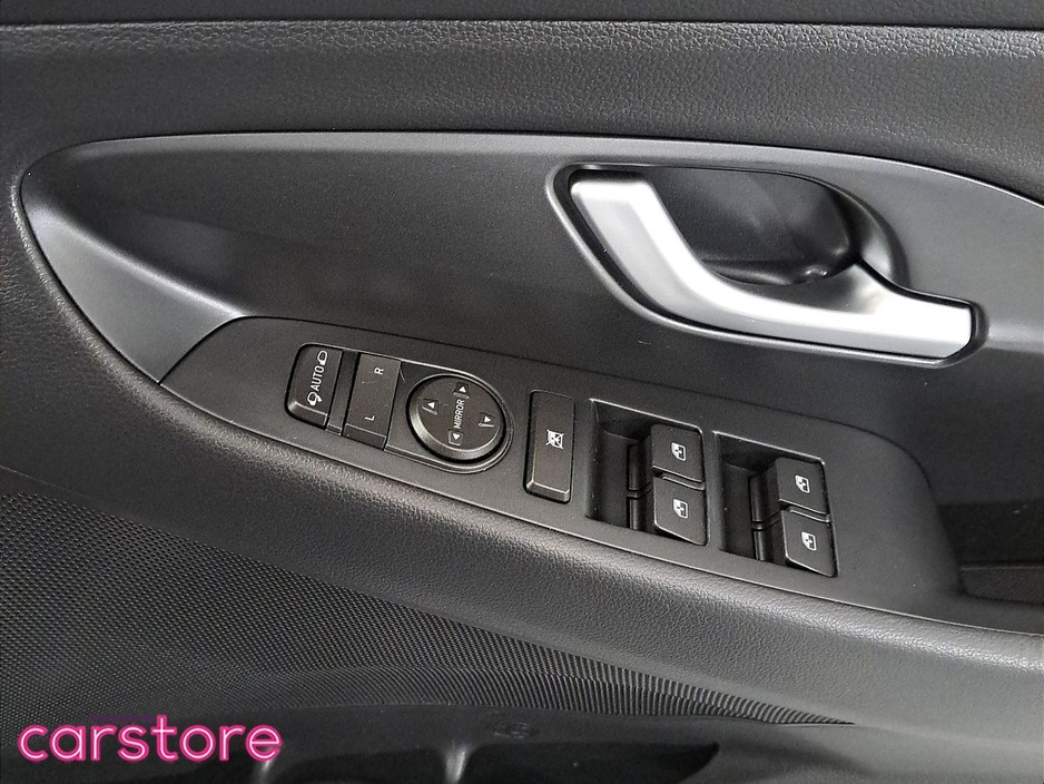 2019 Hyundai i30 - image 17