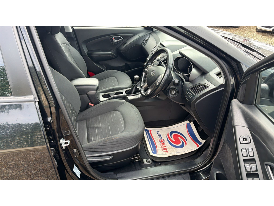 2015 Hyundai ix35 - image 7