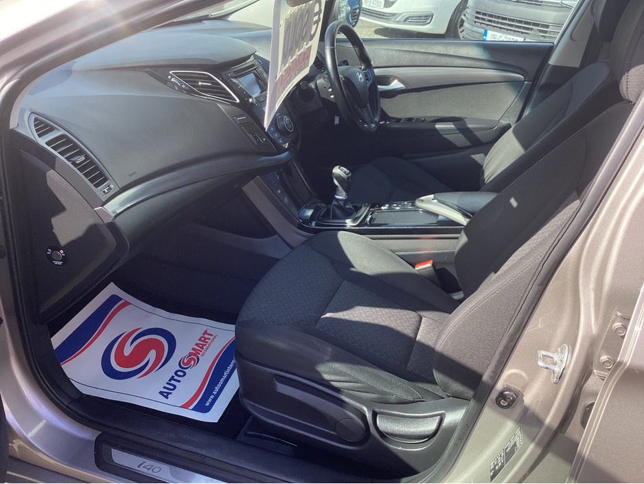 2016 Hyundai i40 - image 14