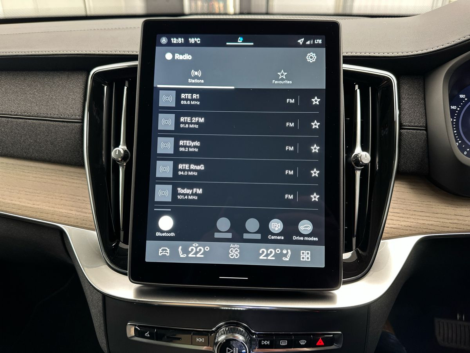 2026 Volvo XC90 - image 15