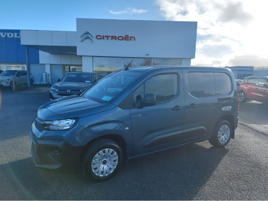2025 Citroen Berlingo LX PLUS BLUEHDI 100 MWB 650KG €26,500