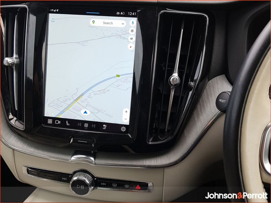 2023 Volvo XC60 T6 350hp AWD PHEV Plus Bright (Two Year Volvo Selekt Warranty + Two Year Volvo Service Plan) €49,900