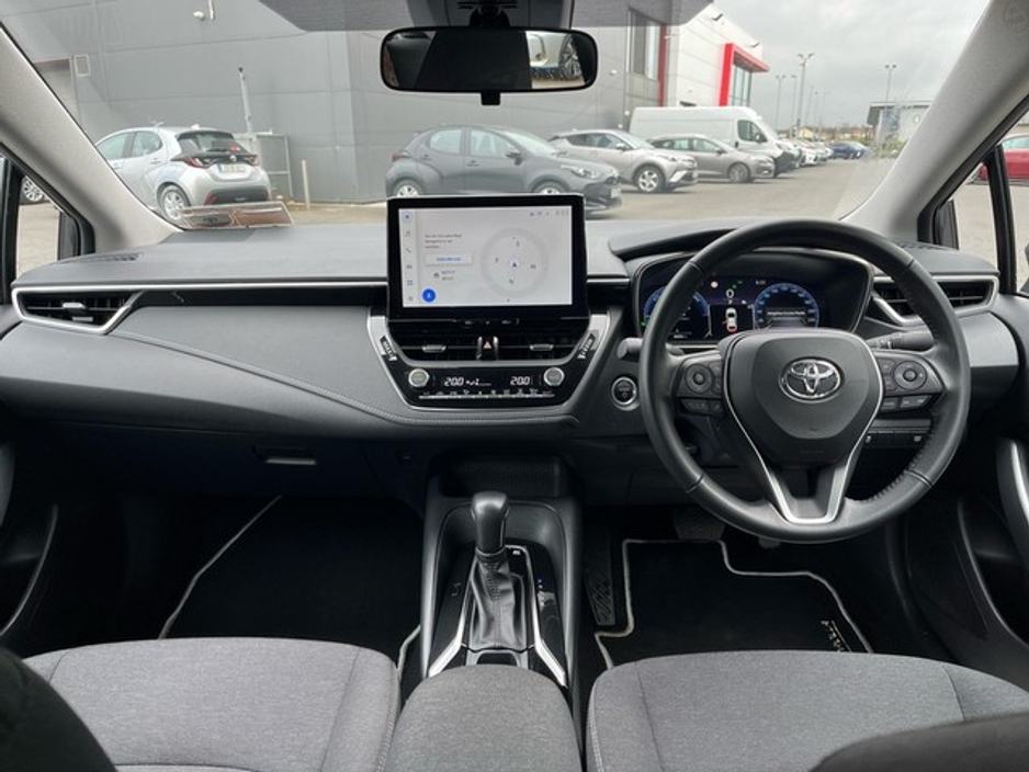 2023 Toyota Corolla - image 8