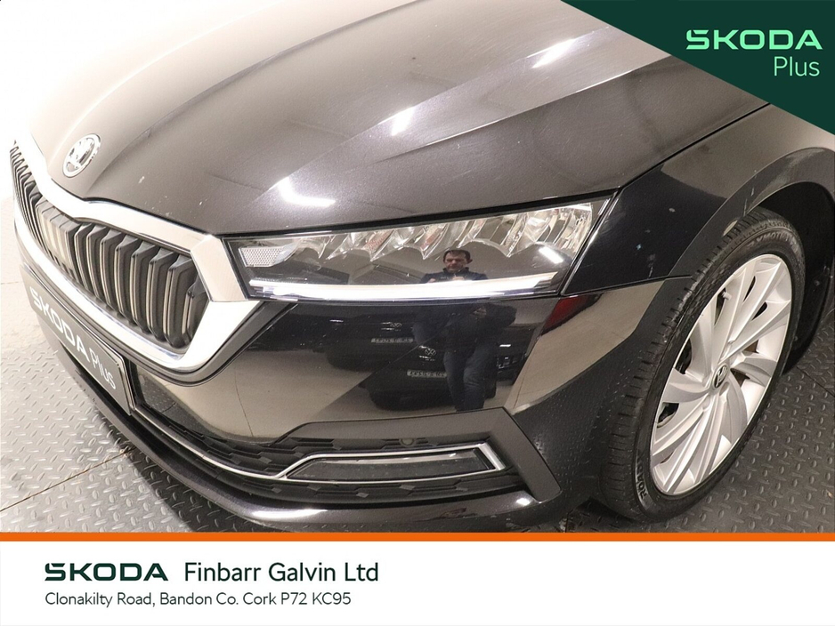 2023 Skoda Octavia - image 20