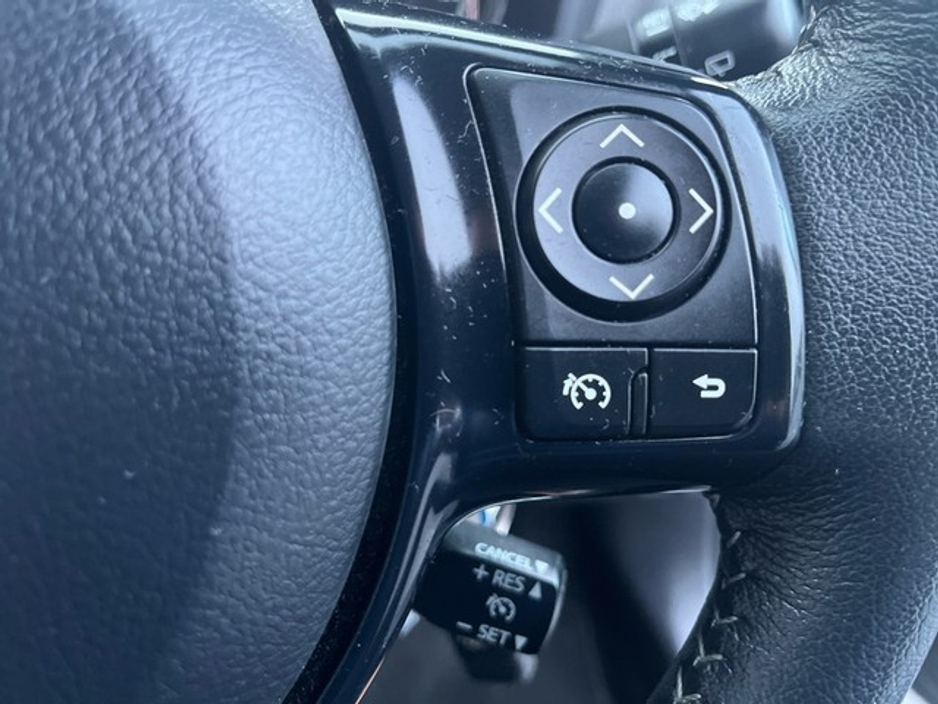 2019 Toyota Yaris 1.0 5DR LUNA