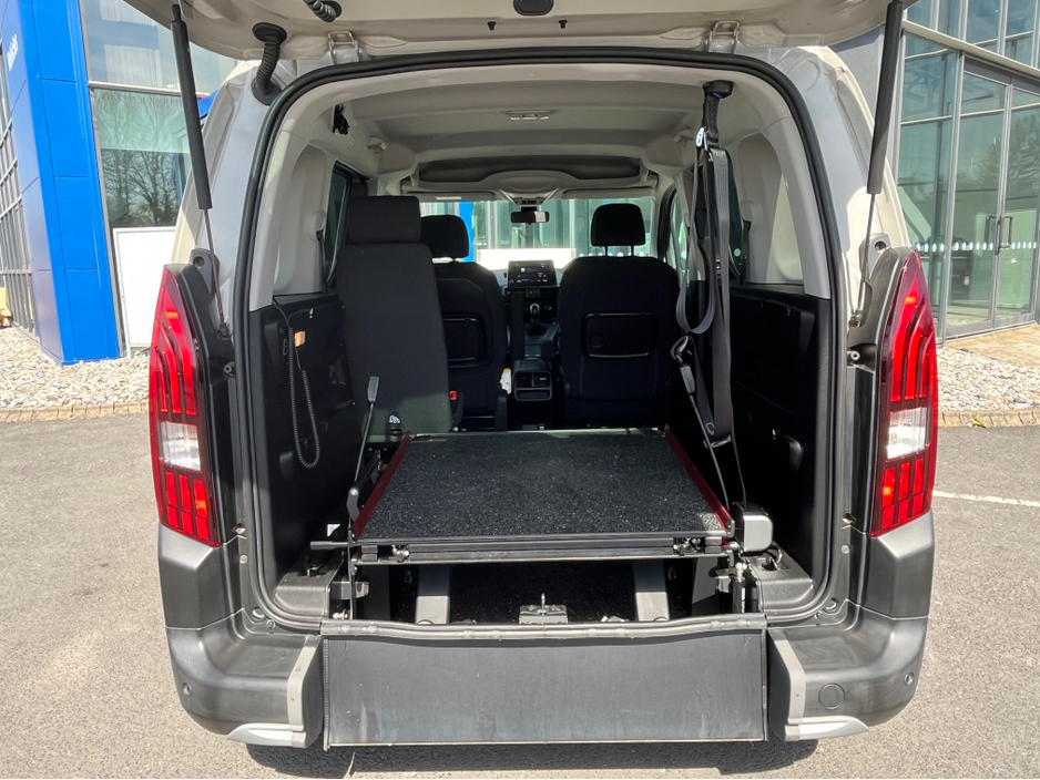2022 Peugeot Rifter Wheelchair Accessible SWB Manual €22,995