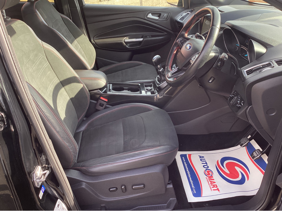 2018 Ford Kuga - image 9