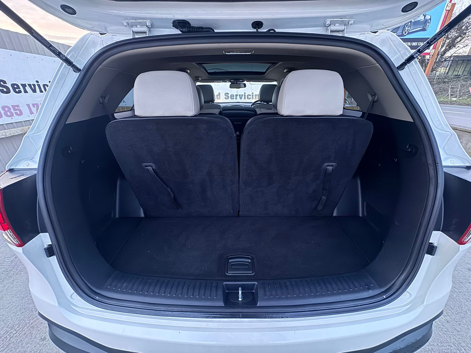 2017 Kia Sorento - image 32