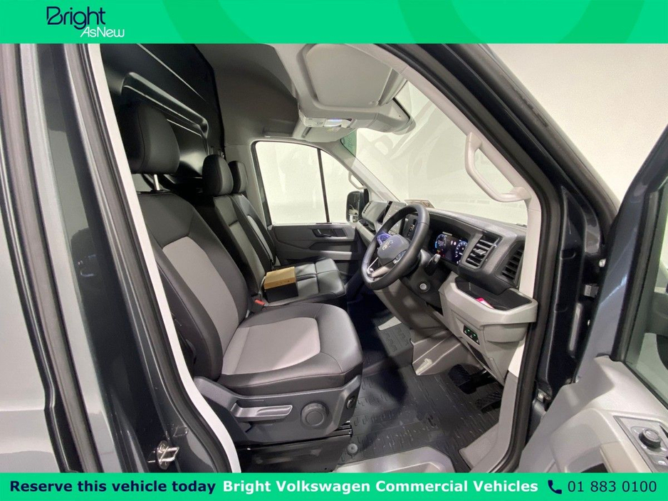 2026 Volkswagen Crafter - image 14