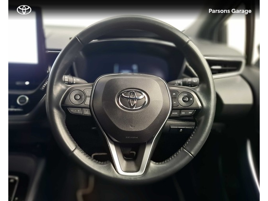 2024 Toyota Corolla - image 9