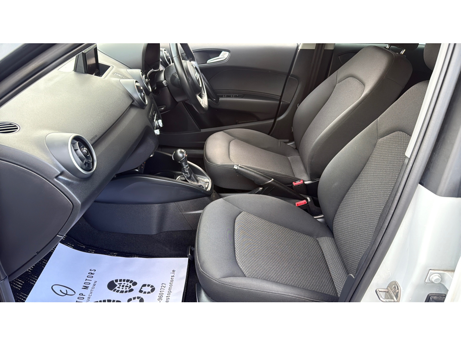 2016 Audi A1 - image 23