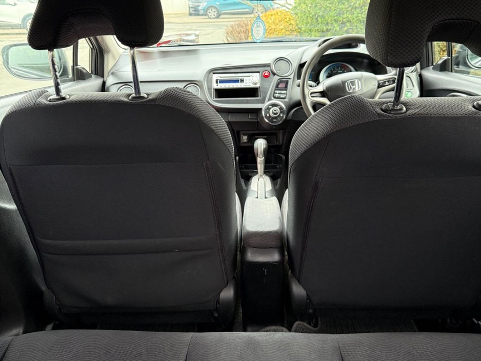 2011 Honda Insight - image 7