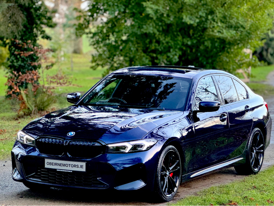 2024 BMW 3 Series - image 30