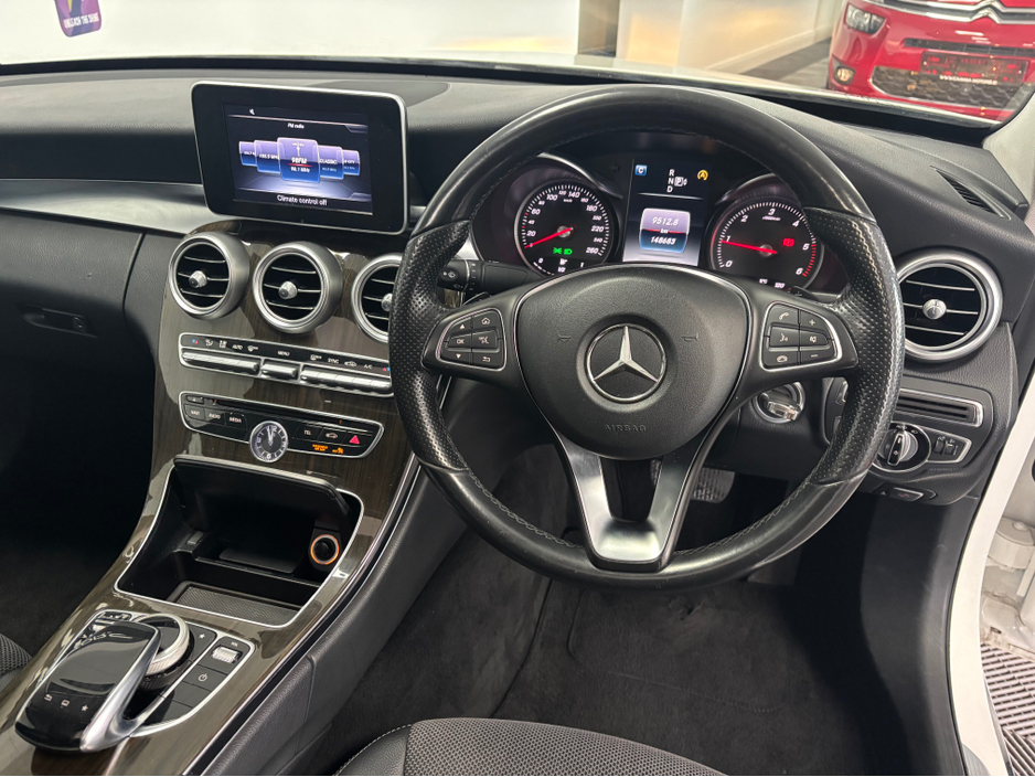 2015 Mercedes-Benz C Class - image 11