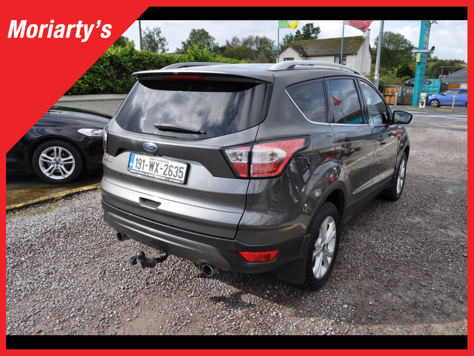 2019 Ford Kuga TITANIUM 2.0 150PS AWD CREW CAB €15,950