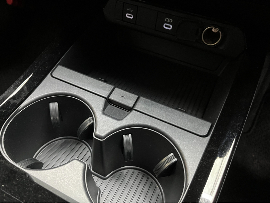 2025 Toyota Prius - image 17