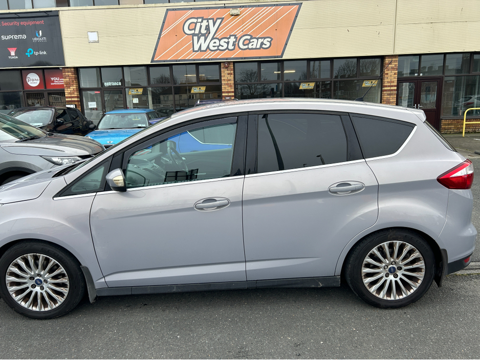2012 Ford C-Max AUTOMATIC///TITANIUM MODEL///TINY MLS///BEAUTIFULL UNMARKED LEATHER WITH HEATED SEATS//NCT 11/26//TAXED JULY//LOW TAX//LOVELY CAR FOR THE MONEY €6,999