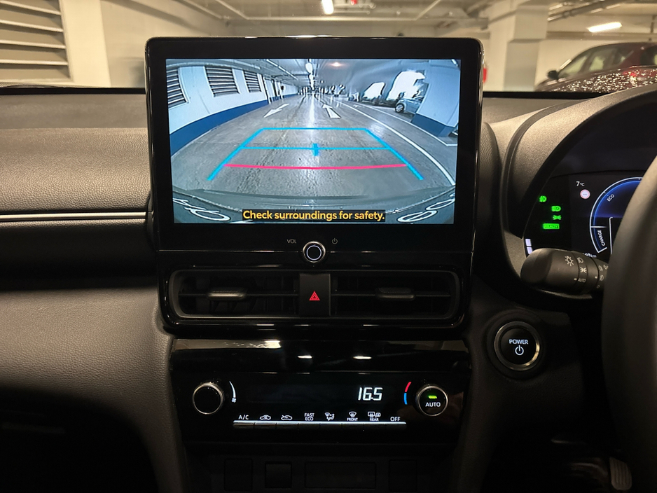 2025 Toyota Yaris Cross - image 13