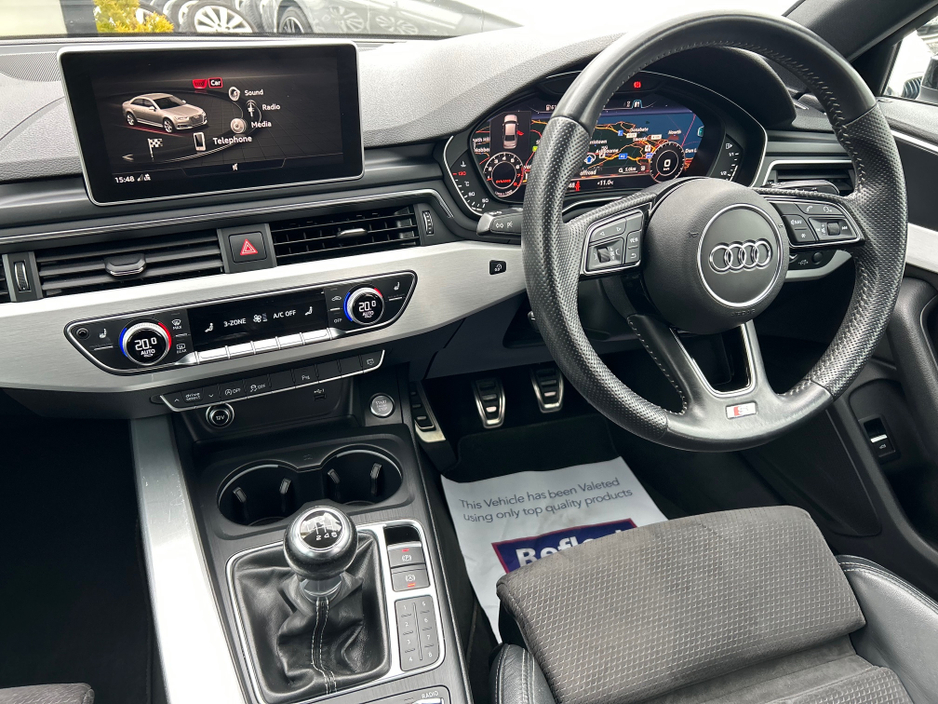 2018 Audi A4 - image 12