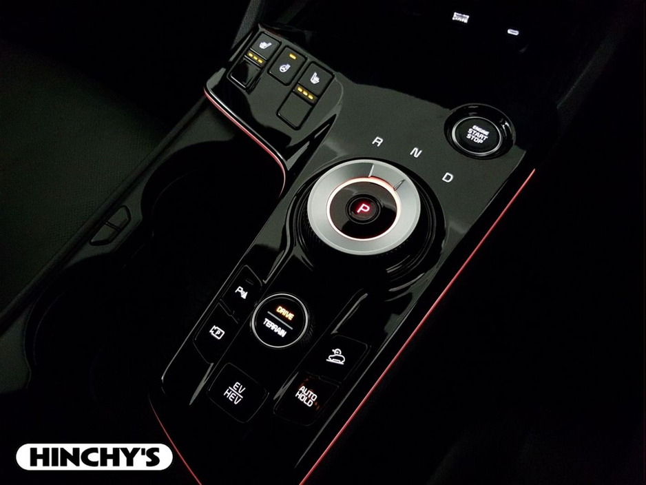 2024 Kia Sportage - image 11