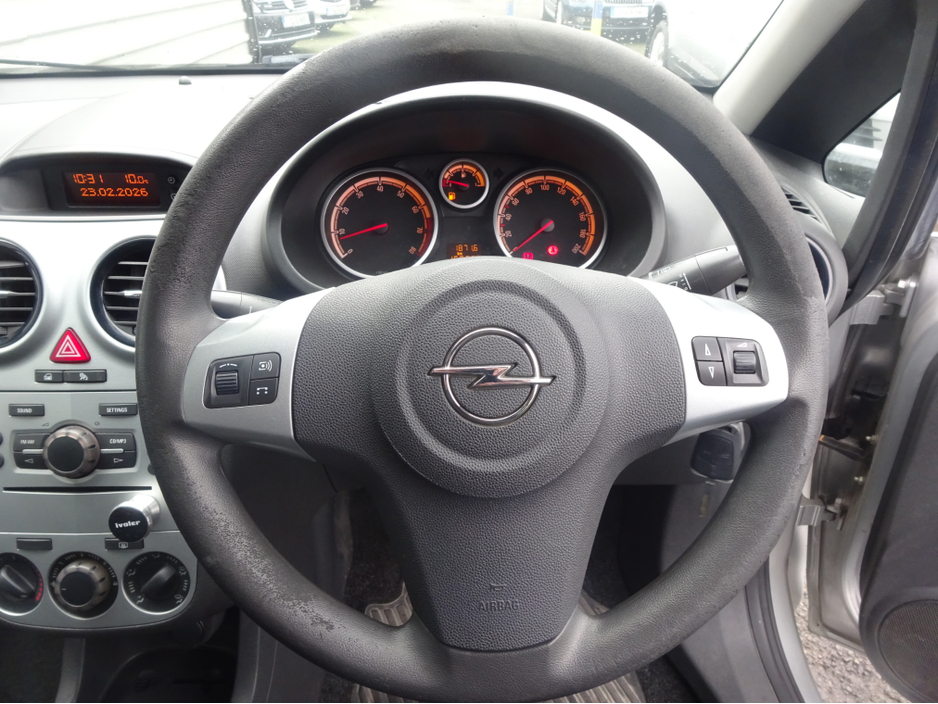 2010 Opel Corsa - image 22