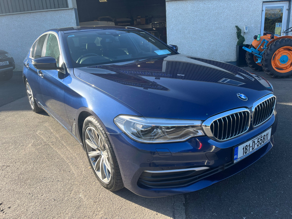 2018 BMW 5 Series - image 2