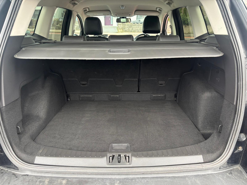 2017 Ford Kuga - image 7