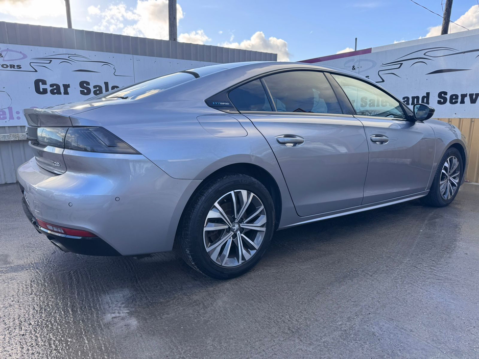 2022 Peugeot 508 - image 4