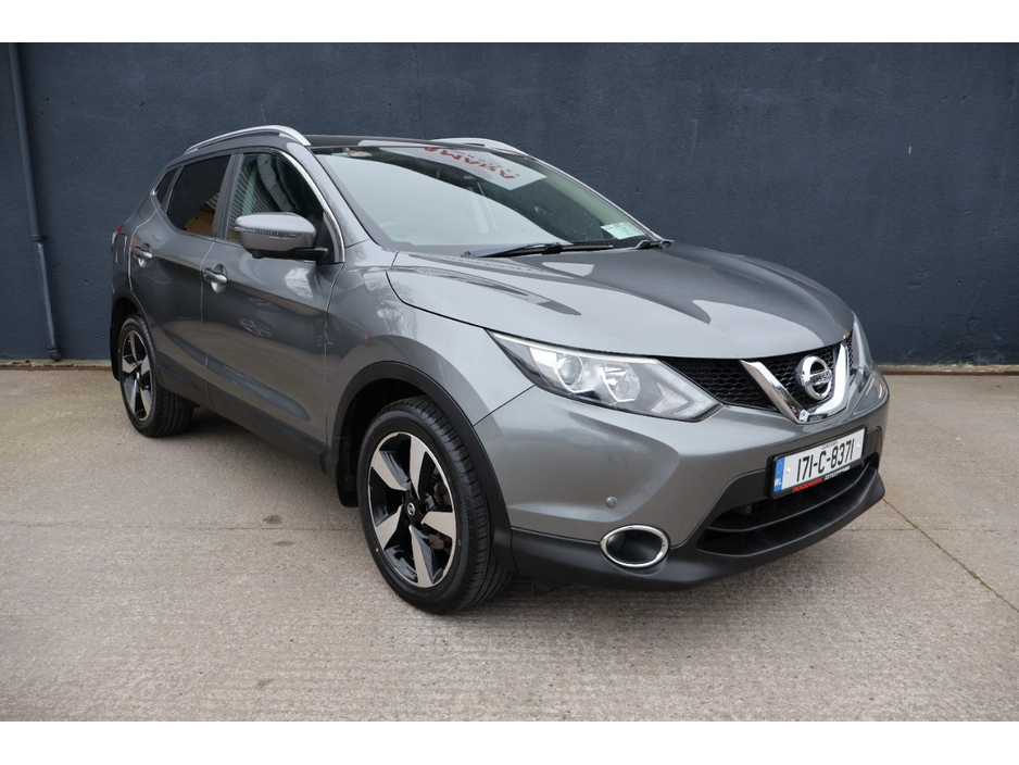 2017 Nissan Qashqai - image 3