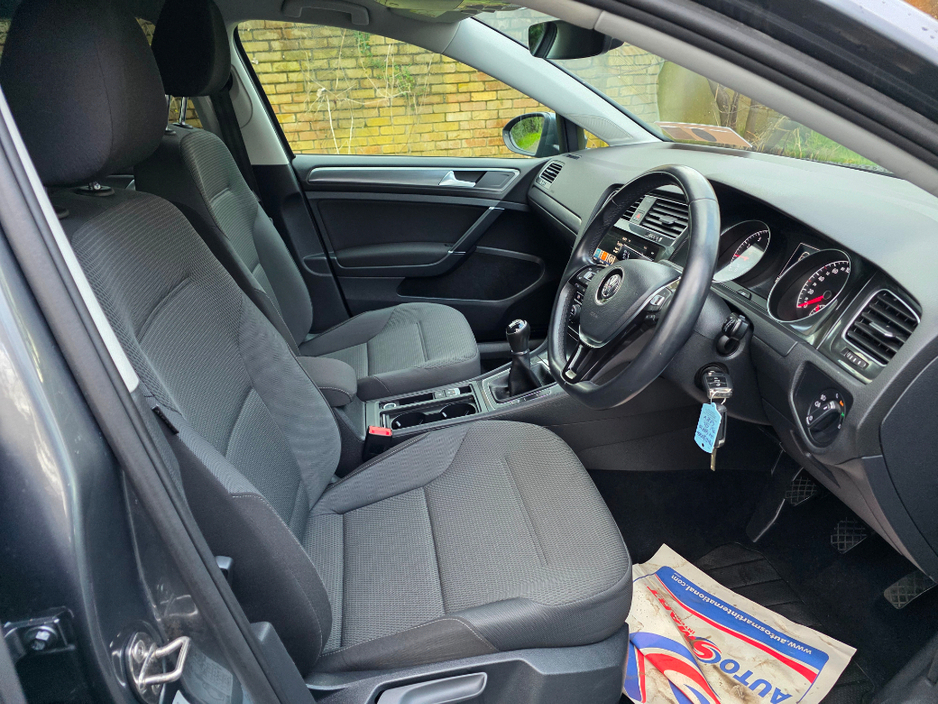 2018 Volkswagen Golf Comfortline 1.0tsi M6F 110HP 5 €15,950